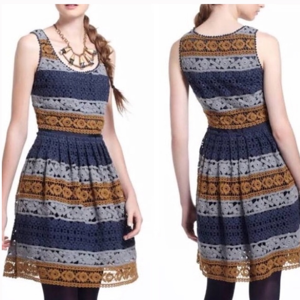 Anthropologie Striated Lace Dress by Maeve size 4